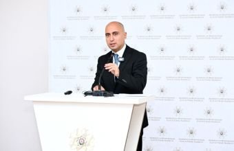 Nazir: Məktəblərdə 12 illik təhsilə keçidlə bağlı məsələ gündəmdə deyil