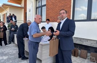 Şükürbəyli kəndində daha 25 ailəyə evlərinin açarları təqdim olunub -