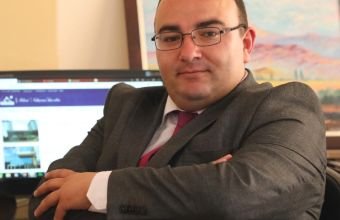 Şuşanın qayalarına yazılan adlar: Vətənpərvərlik tarixə iz salmaq deyil, tarixi qorumaqdır