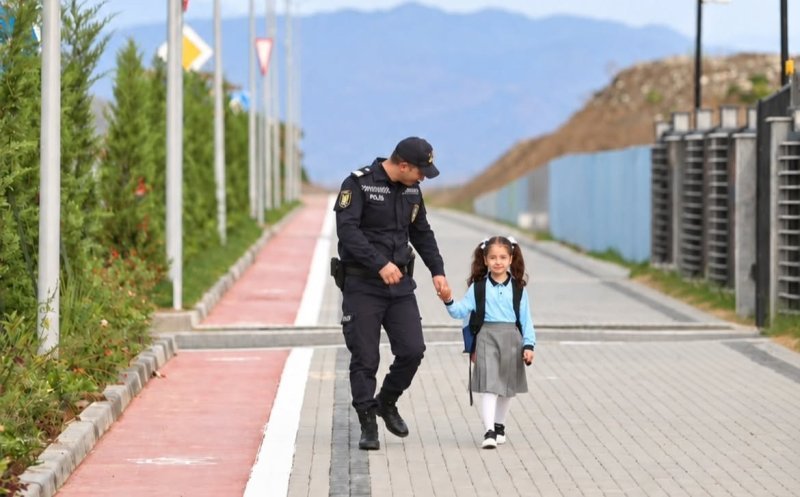 Təhsil müəssisələrinin ətrafında xidmət gücləndirilib