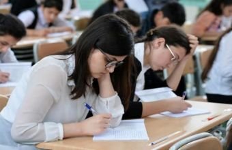 Xaricdə təhsil almış şəxs müsabiqədənkənar yalnız bir dəfə dövlət qulluğu vəzifəsinə təyin edilə biləcək
