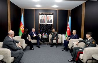 Zakir Həsənov Böyük Britaniyanın və Slovakiyanın müdafiə nazirləri ilə görüşlər keçirib