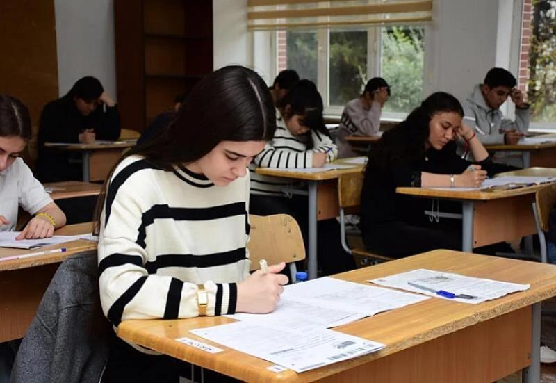 2026-cı il buraxılış imtahanı iştirakçılarının təcrübəsi araşdırılıb