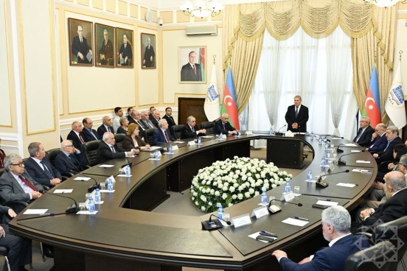 AMEA-da görkəmli alim Misir Mərdanovun 80 illik yubileyi qeyd olunub