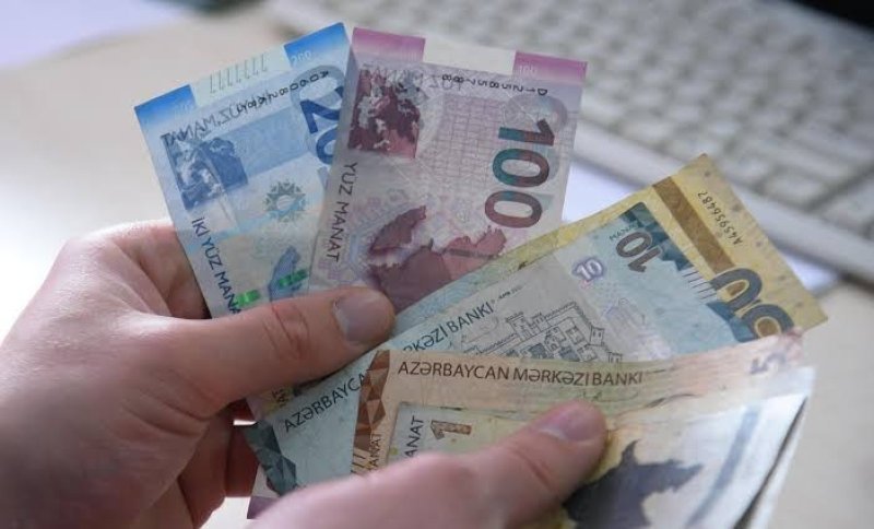 Azərbaycan əhalisinin gəlirləri 10 %-ə yaxın artıb