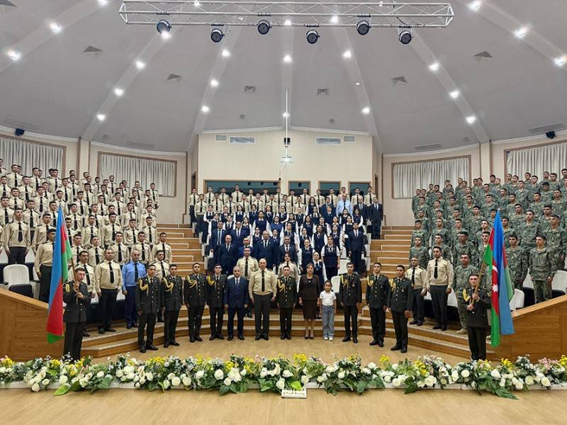 Azərbaycan Ordusunda Müstəqilliyin Bərpası Günü qeyd olunub