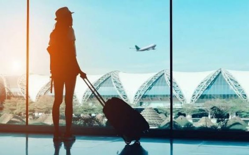 Azərbaycana gələn turistlərin xərcləri 16 %-ə yaxın azalıb