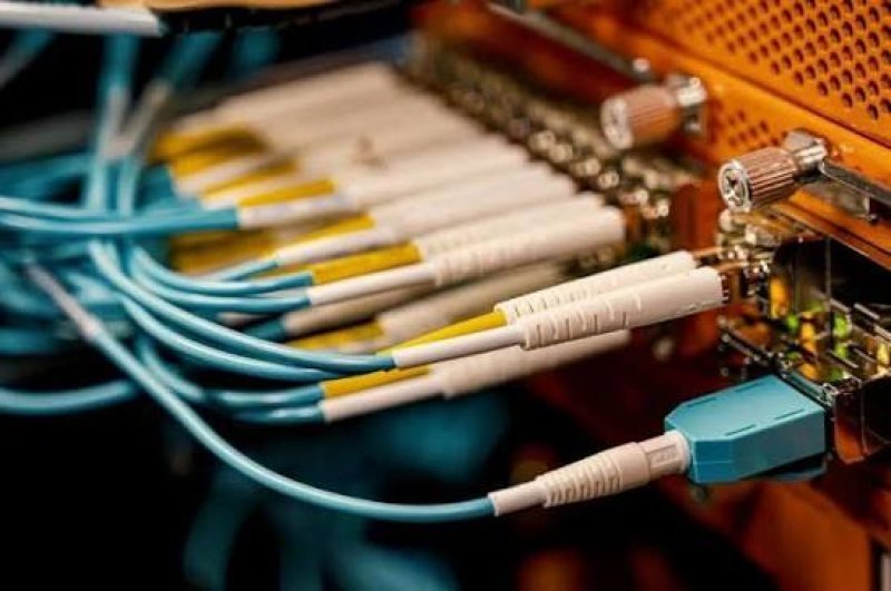 Azərbaycanda genişzolaqlı internetin orta sürəti 11 %-ə yaxın artıb