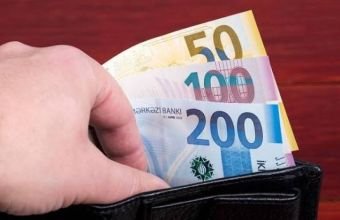Azərbaycanda manatla pul kütləsi 21 %-dən çox artıb