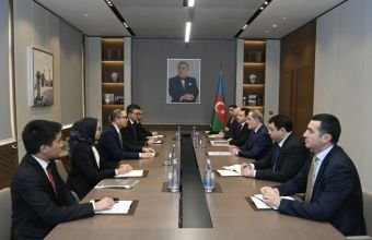 Ceyhun Bayramov Santo Darmosumarto ilə görüşüb
