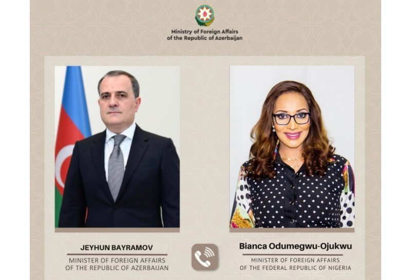 Ceyhun Bayramovla Bianka Odumeqvu-Ocukvu arasında telefon danışığı olub