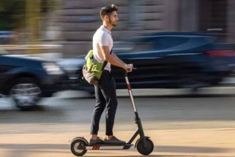 DYP elektroskuter istifadəçilərinə müraciət etdi