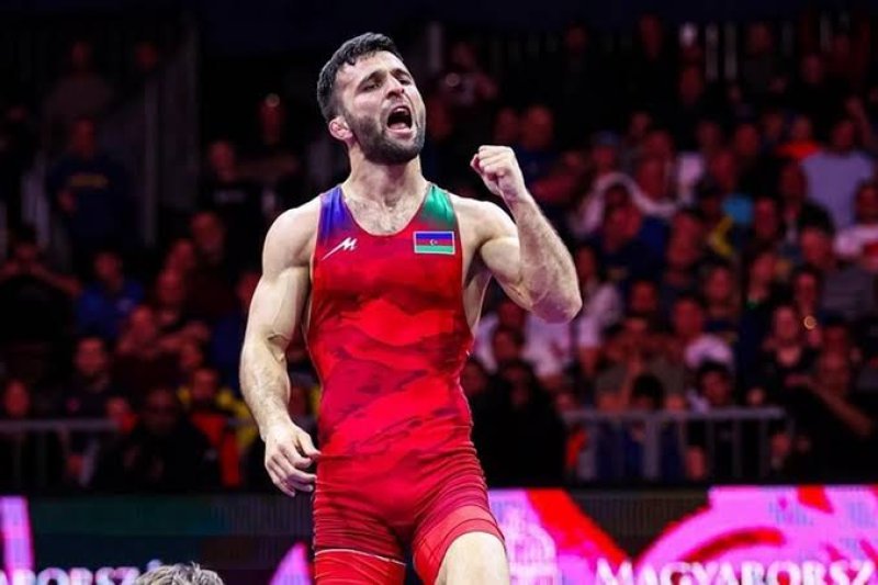 Eldəniz Əzizli beşqat dünya çempionu olub