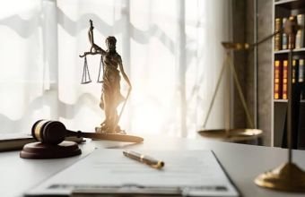 Hansı hallarda icra sənədi üzrə icraat dayandırıla bilər? -