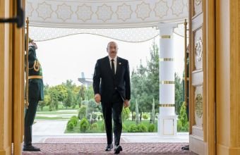 İlham Əliyev "Avaza" Kompleksinə gəlib -