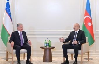İlham Əliyev Özbəkistan Prezidenti ilə görüşüb
