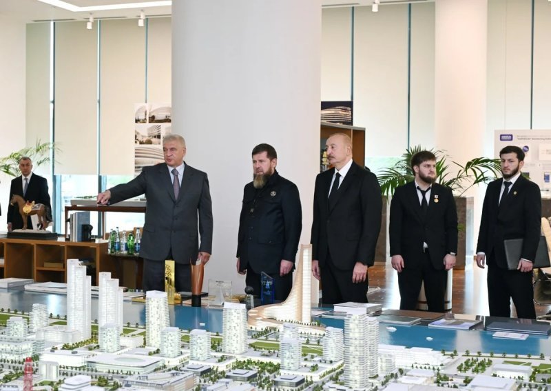 İlham Əliyev və Ramzan Kadırov "Bakı Ağ Şəhər"də olublar -