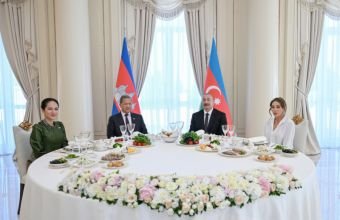 İlham Əliyevin adından Kamboca Baş nazirinin şərəfinə rəsmi nahar verilib -