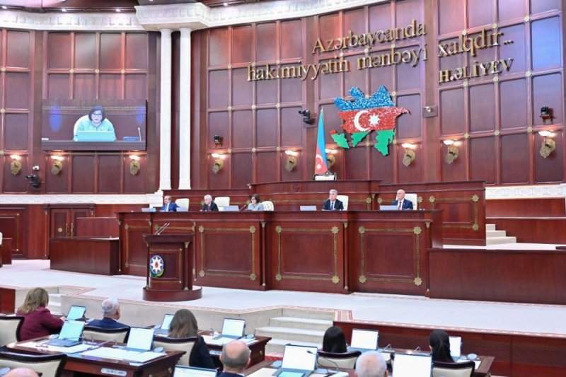 Milli Məclis borc tələbinin qiymətli kağızlara yönəldilməsini III oxunuşda qəbul edib