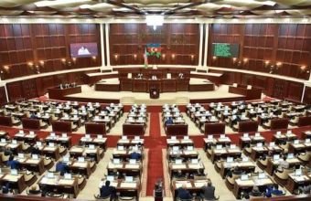 Milli Məclisin plenar iclası başlayıb