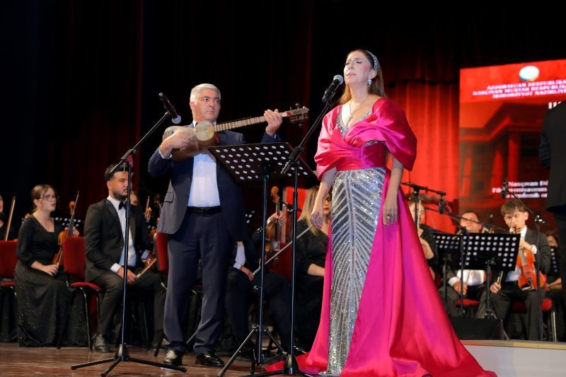 Naxçıvanda Fidan Hacıyevanın ifasında unudulmaz musiqi gecəsi yaşanıb -