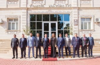 Təhsil Nazirliyində tekstil sahəsinin nümayəndələri və investorlarla görüş keçirib -