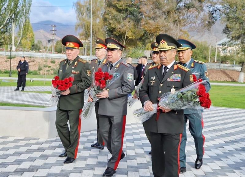 Zakir Həsənov MDB Müdafiə Nazirləri Şurasının növbəti iclasında iştirak edib -